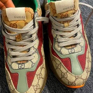 gucci shoes